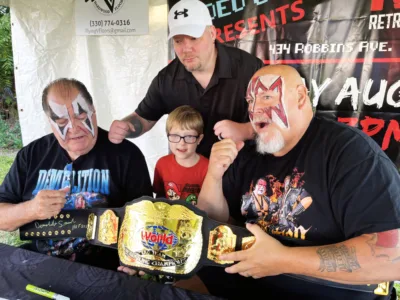 Families flock to Niles to pin down some retro wrestling items